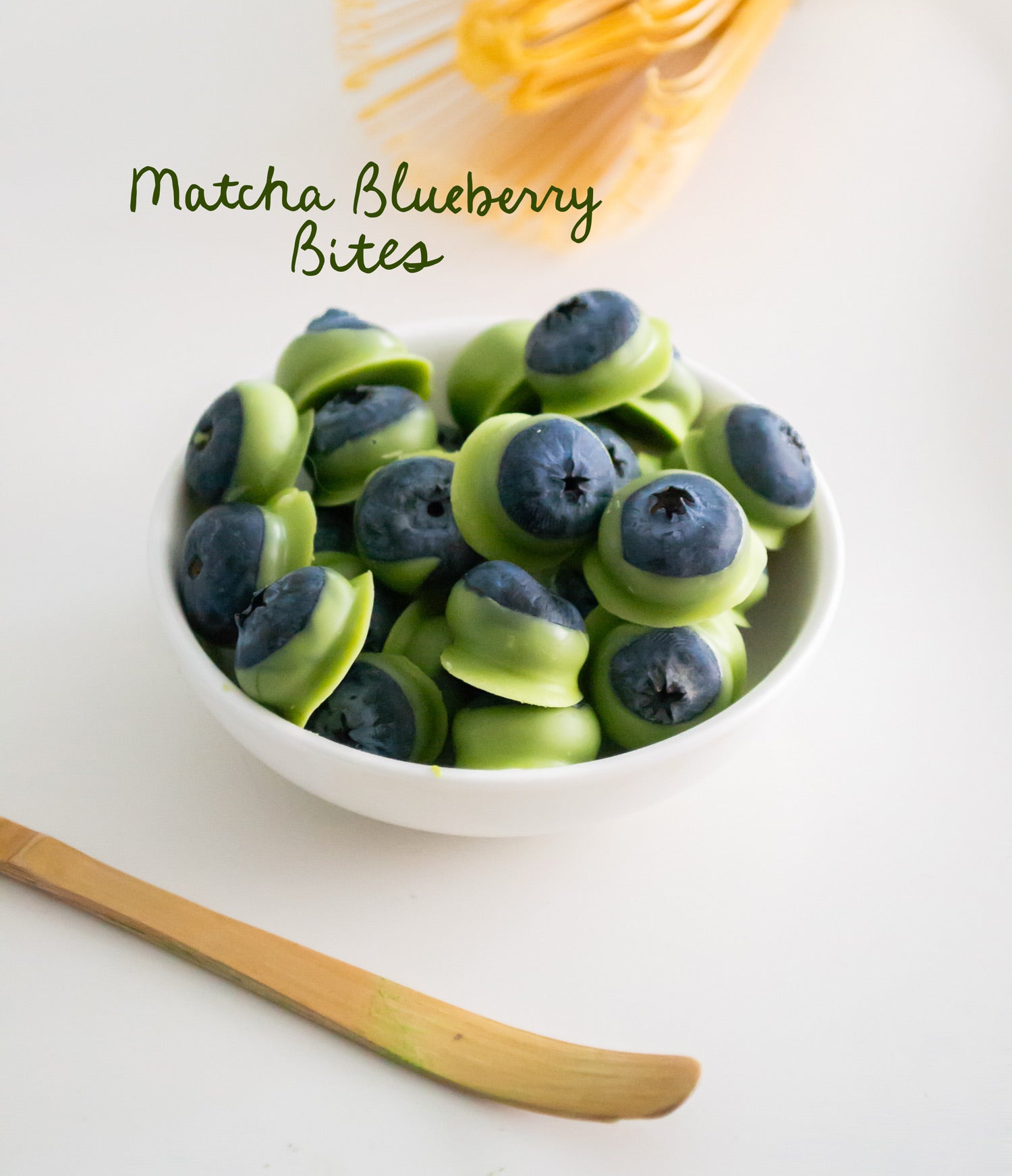 MATCHA BLUEBERRY BITES